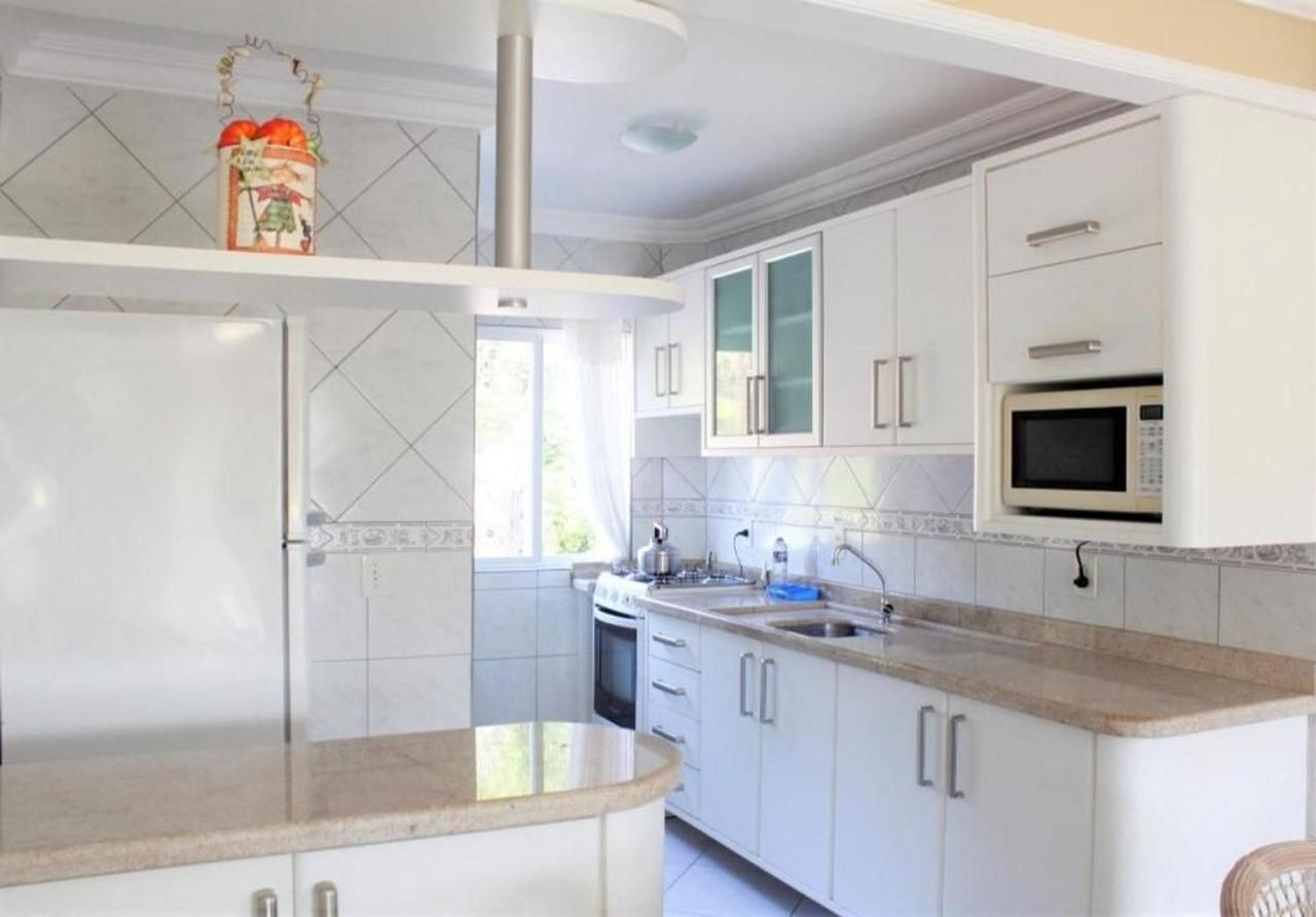 Apartamento Inteiro 3 Quartos No Condominio Solar Das Bromelias Bombinhas Εξωτερικό φωτογραφία