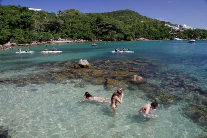 Apartamento Inteiro 3 Quartos No Condominio Solar Das Bromelias Bombinhas Εξωτερικό φωτογραφία