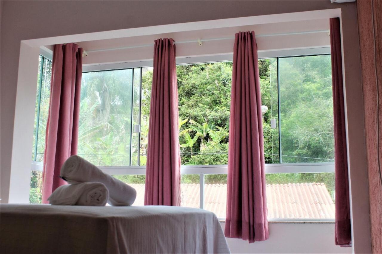 Apartamento Inteiro 3 Quartos No Condominio Solar Das Bromelias Bombinhas Εξωτερικό φωτογραφία